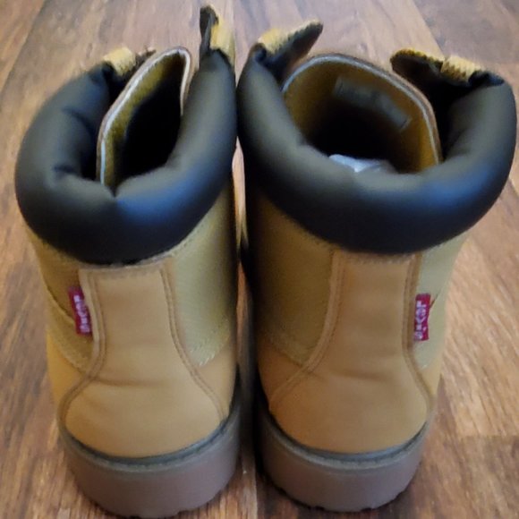 Levi's Harrison Buck Wheat Boots - GS 6.5Y (Women US 8) - Picture 8 of 10